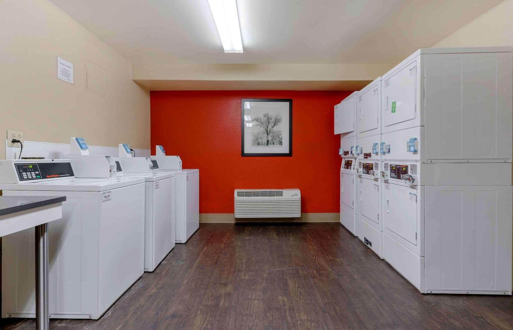 Extended Stay America Suites - San Rafael - Francisco Blvd East מראה חיצוני תמונה