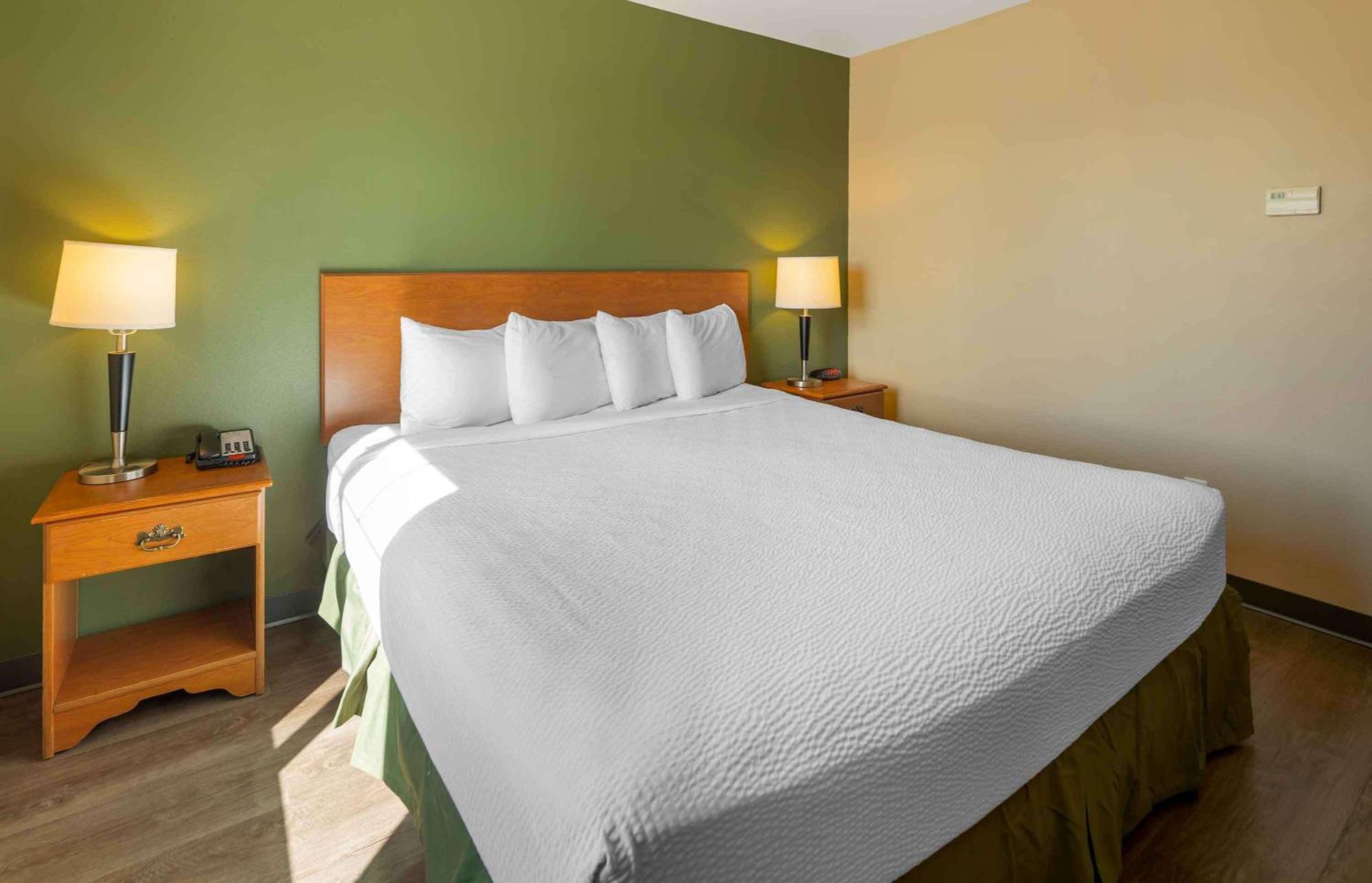 Extended Stay America Suites - San Rafael - Francisco Blvd East מראה חיצוני תמונה