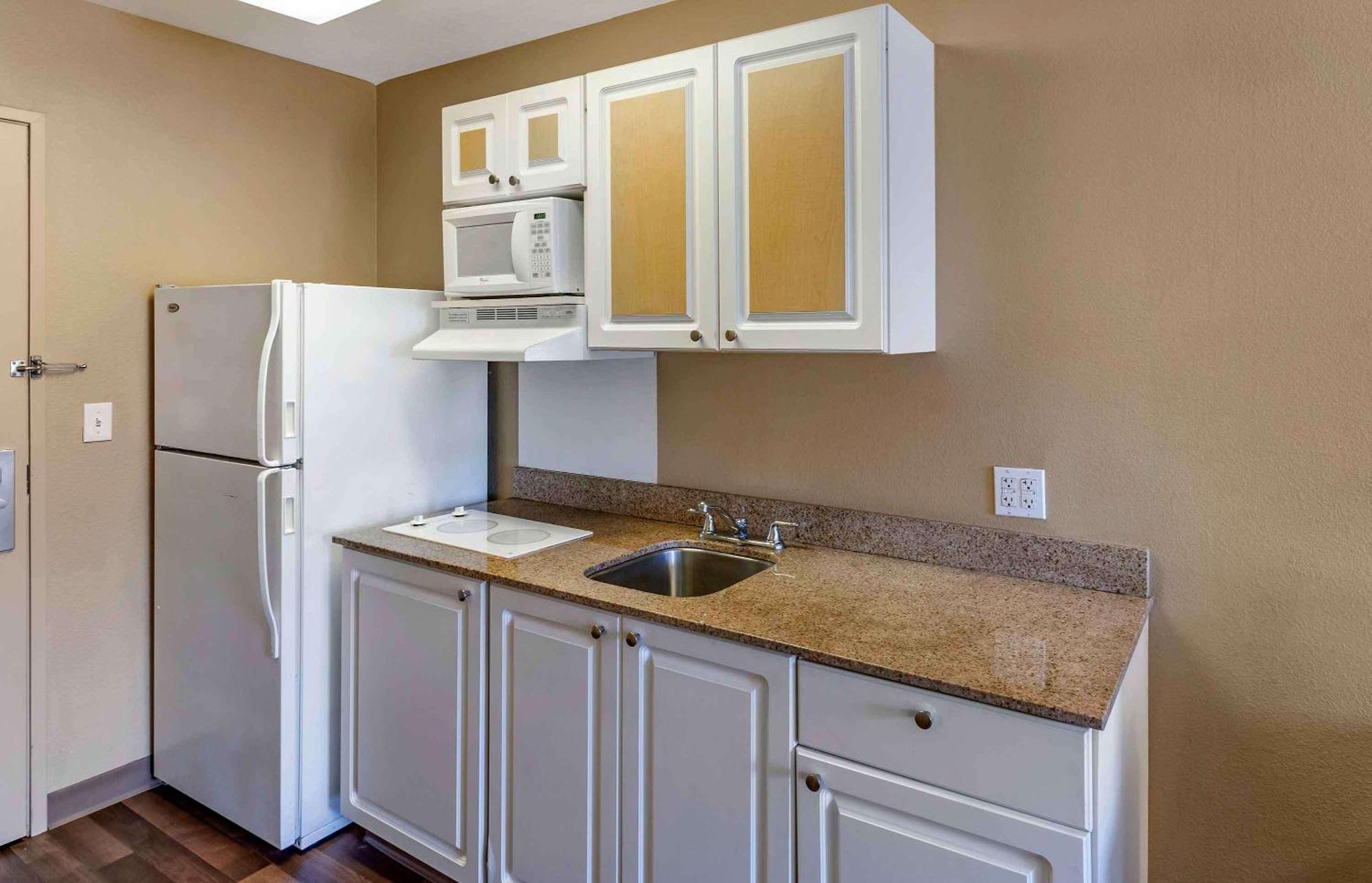 Extended Stay America Suites - San Rafael - Francisco Blvd East מראה חיצוני תמונה